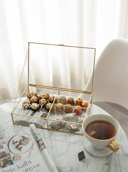 باکس شیشه ای